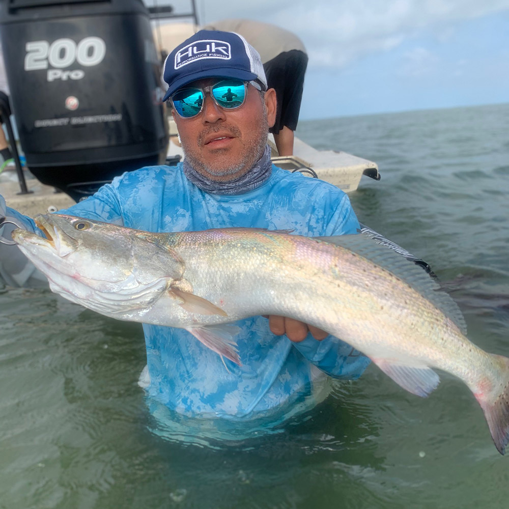 Speckled Trout Hunting in Corpus Christi Texas, Wolf's Fishing 2022 